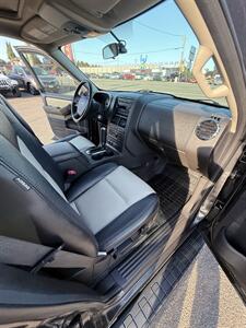 2007 Ford Explorer Sport Trac Limited Crew Cab 4x4! Clean Title! Low Miles!  Locally Owned! Strong Carfax History! Great Value! - Photo 26 - Vancouver, WA 98665
