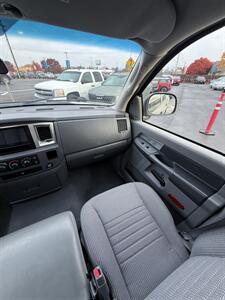 2008 Dodge Ram 1500 SLT Quad Cab SB! V-8! Adult Owned! Clean Title! Strong Carfax History w/ Solid Service Records! Great Value! - Photo 18 - Vancouver, WA 98665