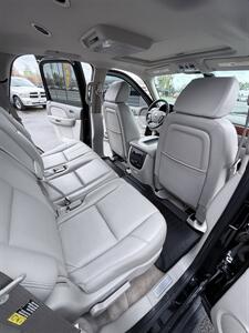 2007 Chevrolet Tahoe LTZ 4x4! Rare Find! 3rd Row! Local! Low Miles!  Clean Title! Great Carfax History! Loaded! Leather! Moonroof! Impressive! - Photo 30 - Vancouver, WA 98665