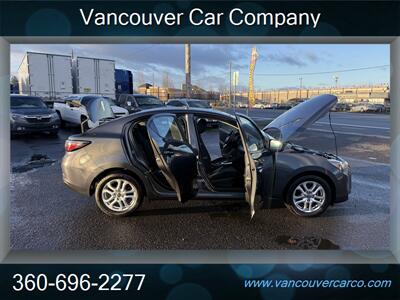 2018 Toyota Yaris iA Automatic! Clean Title! 1 Owner! Great Value!  Strong Carfax History! Fun and Sporty! - Photo 12 - Vancouver, WA 98665