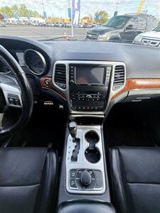 2011 Jeep Grand Cherokee 4x4 Limited! Local! Clean Title! Low Miles! Hemi!  Leather! Moonroof! Loaded! Great Value! - Photo 21 - Vancouver, WA 98665