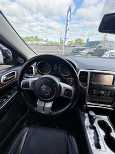 2011 Jeep Grand Cherokee 4x4 Limited! Local! Clean Title! Low Miles! Hemi!  Leather! Moonroof! Loaded! Great Value! - Photo 25 - Vancouver, WA 98665