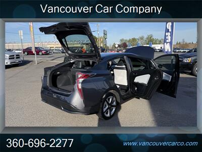 2016 Toyota Prius Four Touring! Rare Car! Clean Title! Low Miles!  Leather! Strong Carfax History! 50+ MPG! Impressive! - Photo 32 - Vancouver, WA 98665