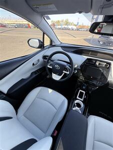 2016 Toyota Prius Four Touring! Rare Car! Clean Title! Low Miles!  Leather! Strong Carfax History! 50+ MPG! Impressive! - Photo 19 - Vancouver, WA 98665