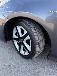 2016 Toyota Prius Four Touring! Rare Car! Clean Title! Low Miles!  Leather! Strong Carfax History! 50+ MPG! Impressive! - Photo 24 - Vancouver, WA 98665