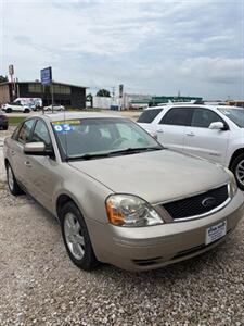 2005 Ford Five Hundred SE Sedan