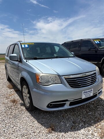 2013 Chrysler Town and Country Touring  