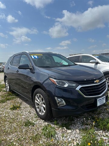 2019 Chevrolet Equinox LT   - Photo 1 - West Quincy, MO 63471