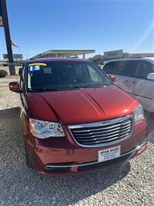 2015 Chrysler Town & Country Touring   - Photo 1 - West Quincy, MO 63471