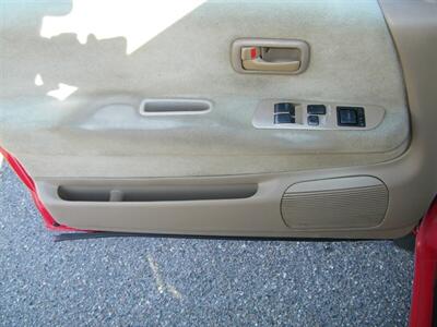 1998 Toyota T100 DX - Photo 16 - Sarasota, FL 34233