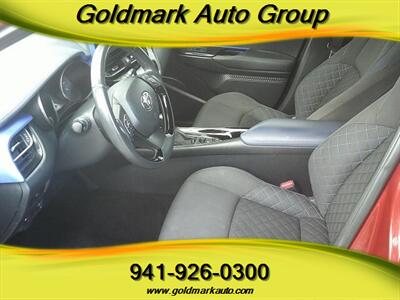2021 Toyota C-HR XLE   - Photo 9 - Sarasota, FL 34233