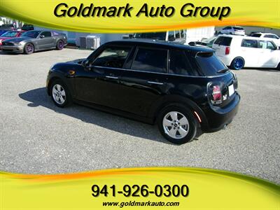 2016 MINI Cooper 5-door   - Photo 4 - Sarasota, FL 34233