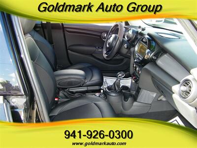 2016 MINI Cooper 5-door   - Photo 15 - Sarasota, FL 34233