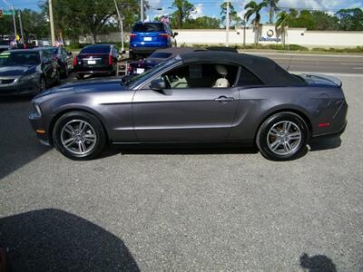 2010 Ford Mustang V6 Premium   - Photo 4 - Sarasota, FL 34233