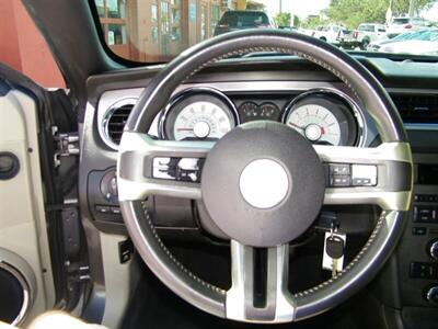 2010 Ford Mustang V6 Premium   - Photo 19 - Sarasota, FL 34233
