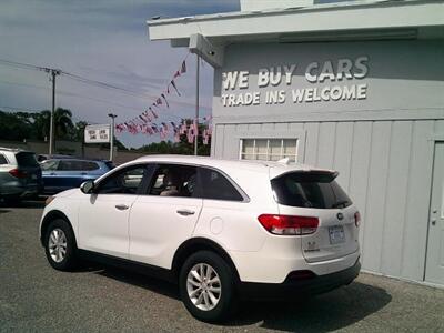 2018 Kia Sorento L   - Photo 8 - Sarasota, FL 34233