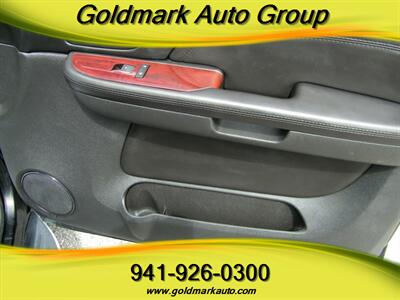 2007 Cadillac Escalade   - Photo 16 - Sarasota, FL 34233