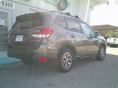 2019 Subaru Forester Premium - Photo 2 - Sarasota, FL 34233