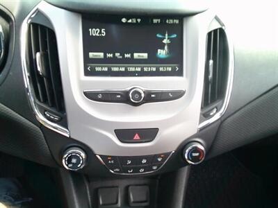 2018 Chevrolet Cruze LS Auto - Photo 20 - Sarasota, FL 34233