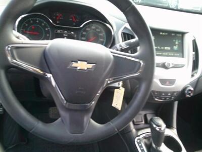 2018 Chevrolet Cruze LS Auto - Photo 17 - Sarasota, FL 34233