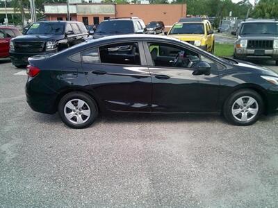 2018 Chevrolet Cruze LS Auto - Photo 9 - Sarasota, FL 34233