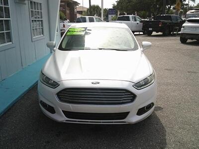 2014 Ford Fusion SE - Photo 2 - Sarasota, FL 34233