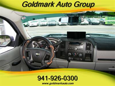 2013 Chevrolet Silverado 2500 Work Truck   - Photo 12 - Sarasota, FL 34233