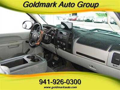 2013 Chevrolet Silverado 2500 Work Truck   - Photo 13 - Sarasota, FL 34233