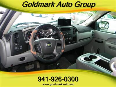 2013 Chevrolet Silverado 2500 Work Truck   - Photo 14 - Sarasota, FL 34233