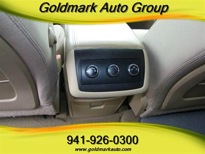 2008 Saturn Outlook XE   - Photo 13 - Sarasota, FL 34233