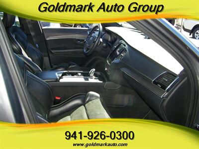 2019 Volvo XC90 T8 eAWD R-Design   - Photo 22 - Sarasota, FL 34233