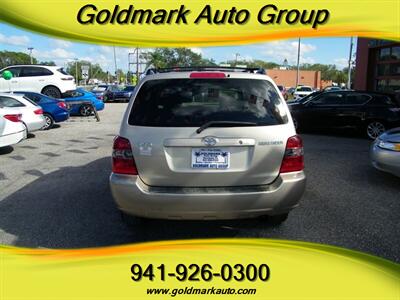 2005 Toyota Highlander   - Photo 4 - Sarasota, FL 34233