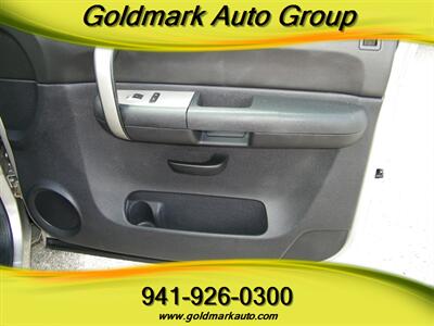 2009 GMC Sierra 1500 Work Truck   - Photo 11 - Sarasota, FL 34233