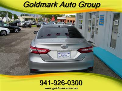 2018 Toyota Camry XLE   - Photo 4 - Sarasota, FL 34233