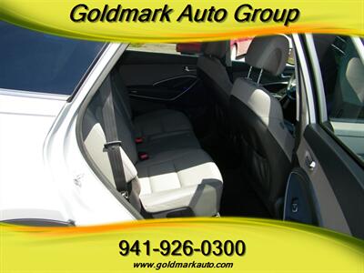 2019 Hyundai SANTA FE XL SE   - Photo 12 - Sarasota, FL 34233
