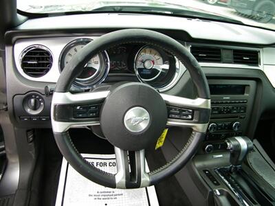 2010 Ford Mustang V6 Premium - Photo 19 - Sarasota, FL 34233