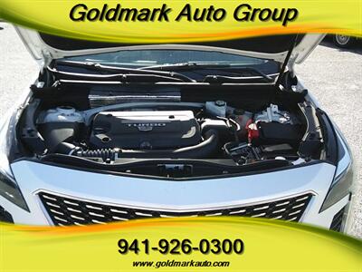 2021 Cadillac XT4 Premium Luxury   - Photo 9 - Sarasota, FL 34233