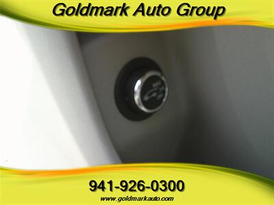 2021 Cadillac XT4 Premium Luxury   - Photo 21 - Sarasota, FL 34233