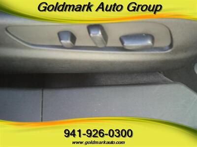 2021 Cadillac XT4 Premium Luxury   - Photo 16 - Sarasota, FL 34233