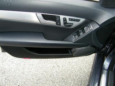 2014 Mercedes-Benz C 300 Luxury 4MATIC - Photo 19 - Sarasota, FL 34233
