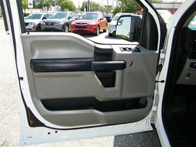 2018 Ford F-150 Lariat - Photo 11 - Sarasota, FL 34233