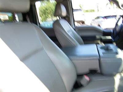 2018 Ford F-150 Lariat - Photo 21 - Sarasota, FL 34233