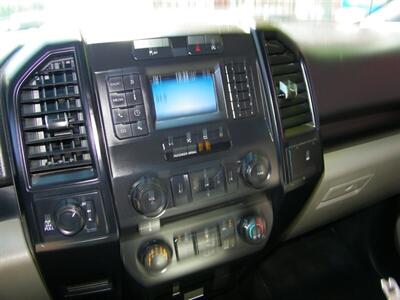 2018 Ford F-150 Lariat - Photo 10 - Sarasota, FL 34233