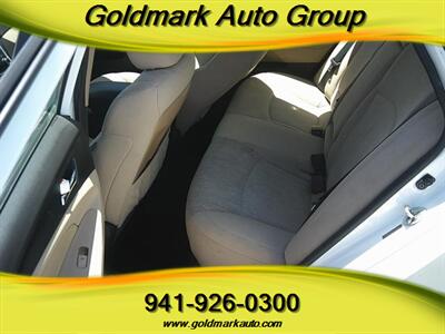 2013 Hyundai SONATA GLS - Photo 10 - Sarasota, FL 34233