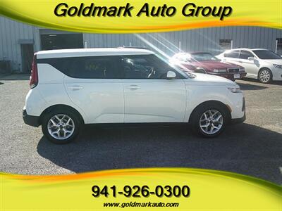 2022 Kia Soul LX - Photo 7 - Sarasota, FL 34233