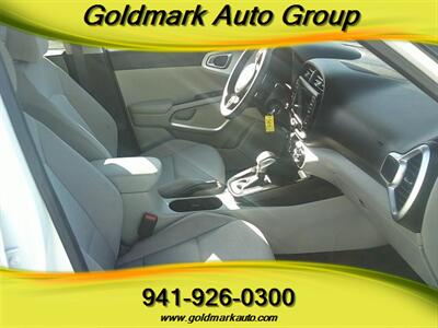 2022 Kia Soul LX - Photo 15 - Sarasota, FL 34233