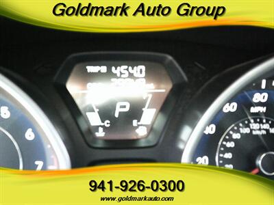 2012 Hyundai ELANTRA Limited - Photo 21 - Sarasota, FL 34233
