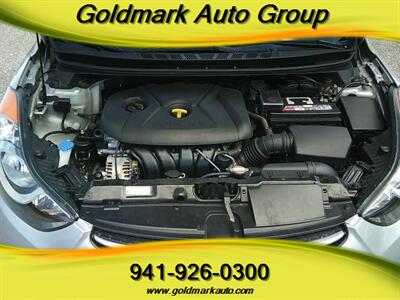 2012 Hyundai ELANTRA Limited - Photo 10 - Sarasota, FL 34233