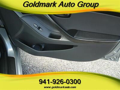2012 Hyundai ELANTRA Limited - Photo 14 - Sarasota, FL 34233