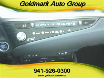 2021 Lexus ES 300h - Photo 28 - Sarasota, FL 34233